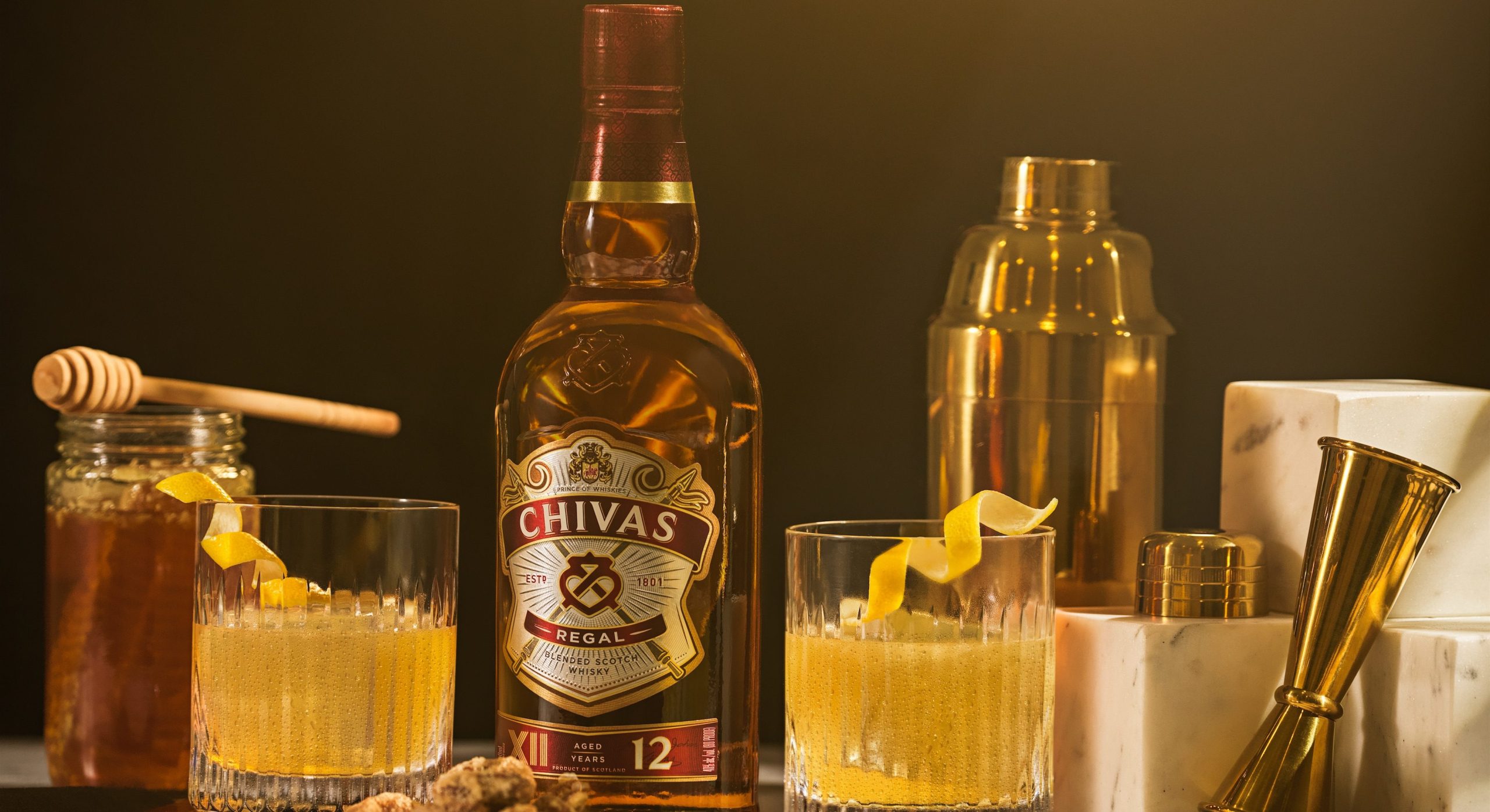 Chivas 12 có ngon không? Đánh thức vị giác với loại rượu độc đáo từ Chivas Regal