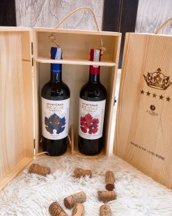 CẶP LÁ ĐỎ VÀ LÁ XANH MontGras DE.VINE Reserva - HỘP GỖ 2 CHAI