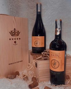 CẶP NINQUEN ANTU - HỘP GỖ THÔNG 2 CHAI