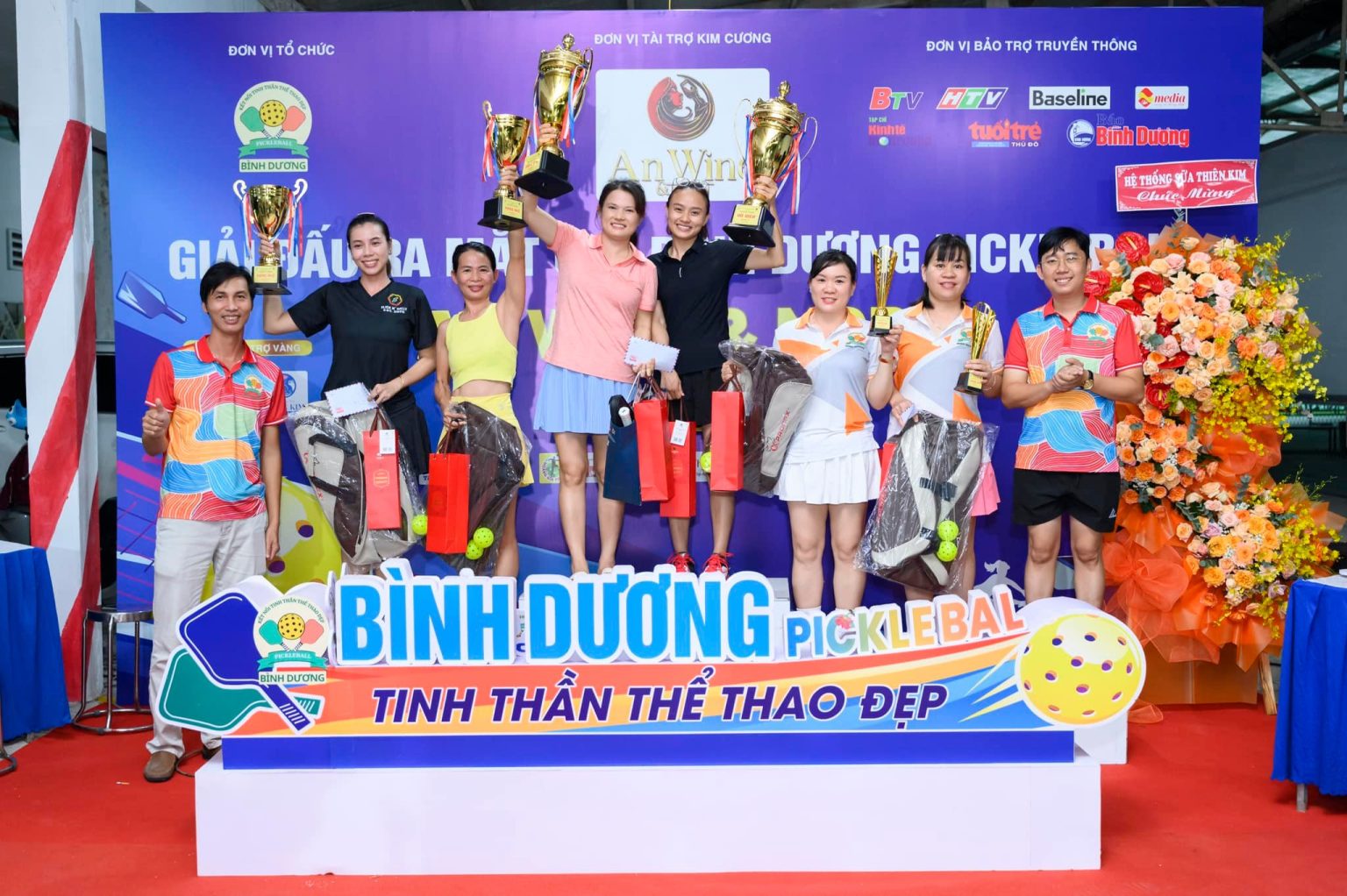 hinh anh anwine 11