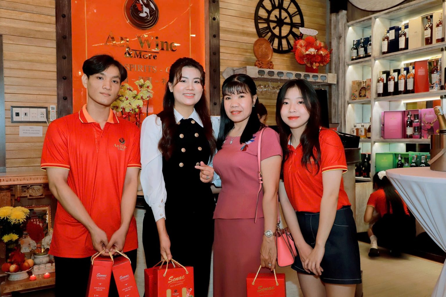 hinh anh anwine 8